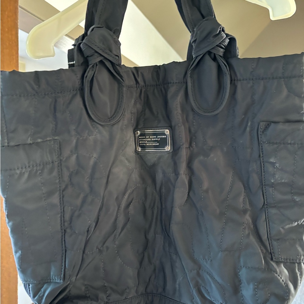 New with tags MICHAEL KORS bag. Black, quilted, super cute! SOLD